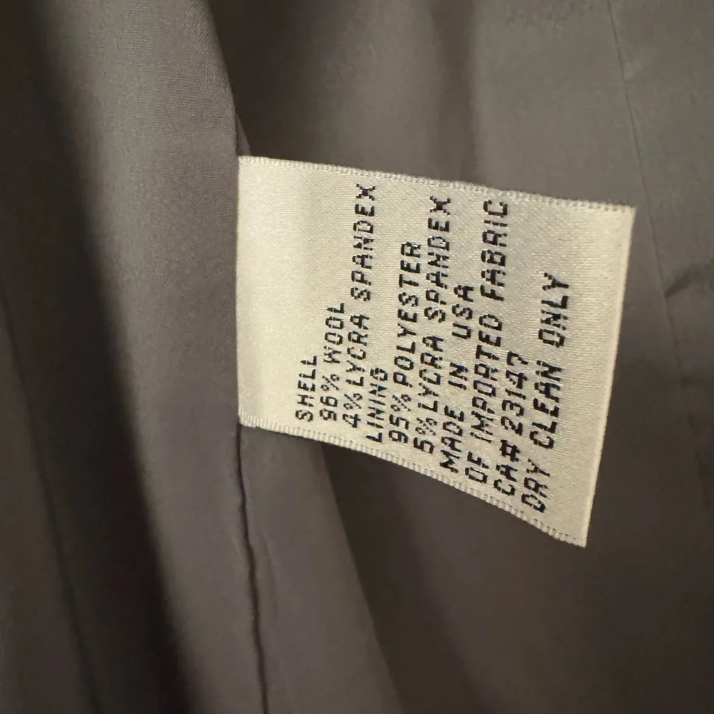 Talbots Gray Women's Blazer Size 2 Petite - Picture 6 of 8